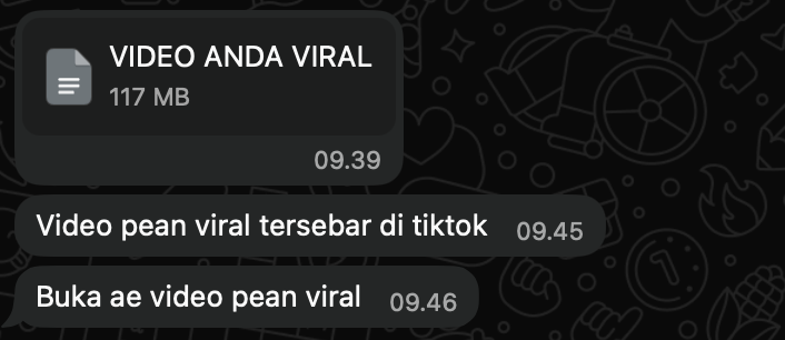 personal chat dari korban